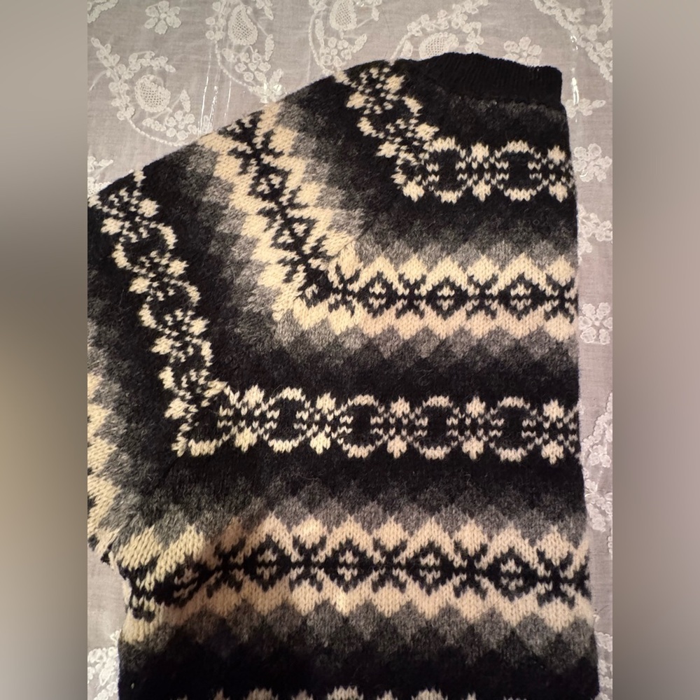 ❤️ PRADA Black, White and Shaded Grey Women’s Sweater. Size: 40 - Picture 16 of 16